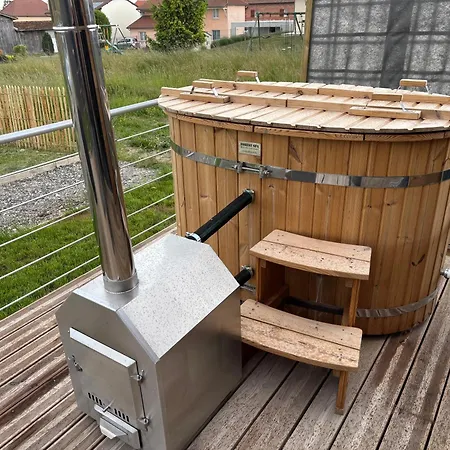 Lodge Lady Tipi 3 Avec Bain Nordique Et Piscine *