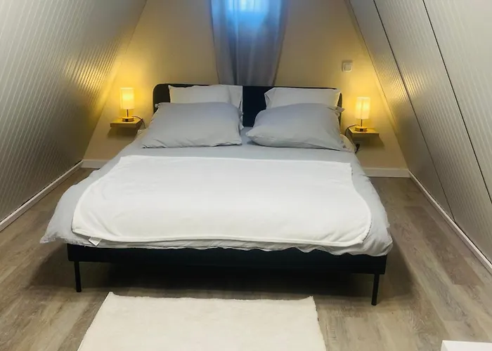 Lady Tipi 3 Avec Bain Nordique Et Piscine Lodge *